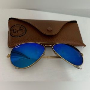 Selling my Ray-Bans Great condition like new and comes with case!